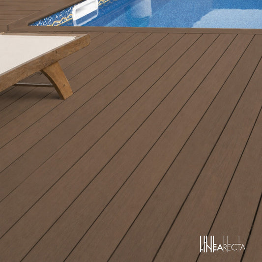Deck Solido WPC tipo madera para exterior o interior.