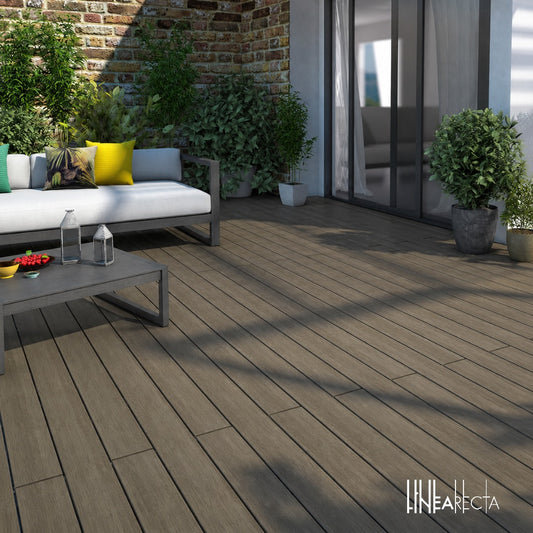 Deck Solido WPC tipo madera para exterior o interior.